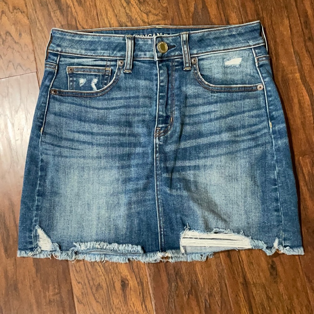 BRAND NEW AMERICAN EAGLE MINI SKIRT